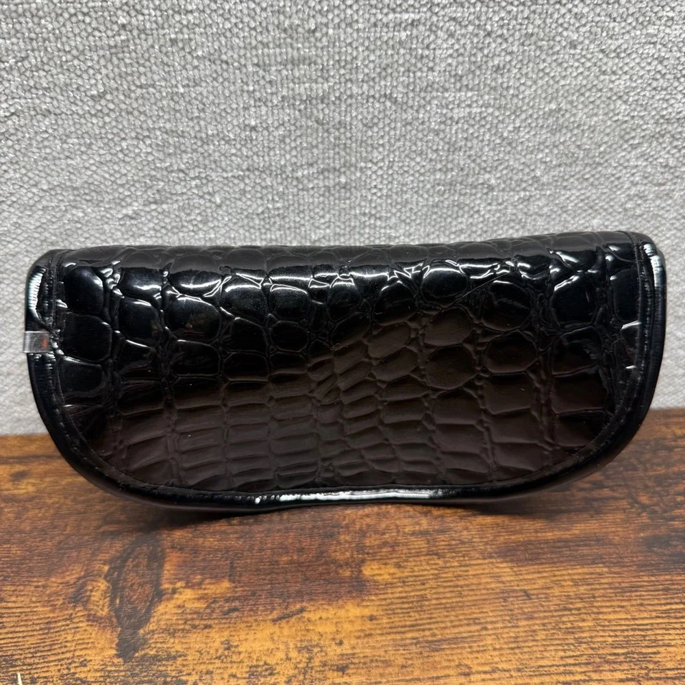 N/A black faux